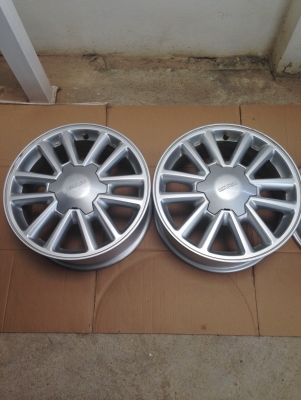 ขายล้อ Isuzu dmax ขอบ16 6รู ไม่เบียด ไม่คต ไม่ดุ้ง สภาพเดิมๆ ส่งตจว ได้ครับ T.061-9030026