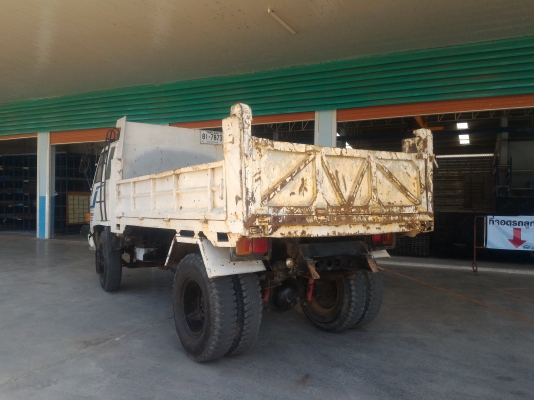 ขายครับ 6 ล้อดัมพ์ Isuzu FSR เครื่อง 6BD1 165 แรง เครื่องดีคัสซีสวย กระบะยาว 4 เมตร ยาง 9 ขอบ 20 เอก