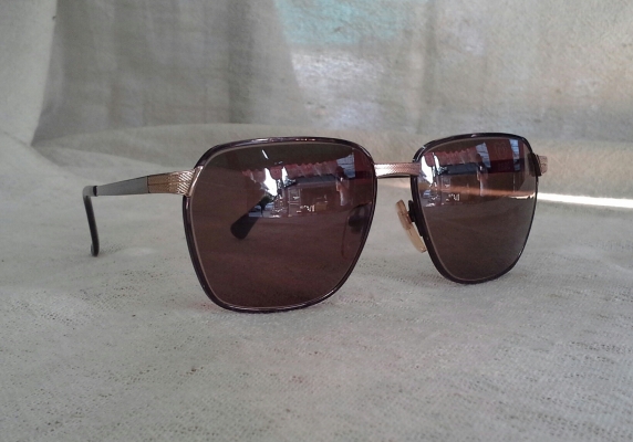 แว่นตาคุณภาพสายพันธุ์สแกนดิเนเวียน ตัวแท้! Authentic PRESTIGE handmade in Sweden บิ๊กไซซ์! แว่นตาคุณภาพสายพันธุ์สแกนดิเนเวียน ตัวแท้! Authentic PRESTIGE handmade in Sweden บิ๊กไซซ์!