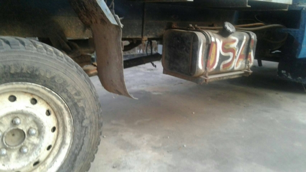 ขาย รถเกษตร 4 ล้อกลาง  เครื่อง Isuzu 74 แรง  กระบะเปิดข้างได้  รถใช้งานได้ปกติครับ ราคา 59,000  091-0206555 เจ้าของขายเองครับ รถอยู่ อ.จอมพระ จ.สุรินทร์    ** รูปภาพรถ เป็นภาพปัจจุบัน**