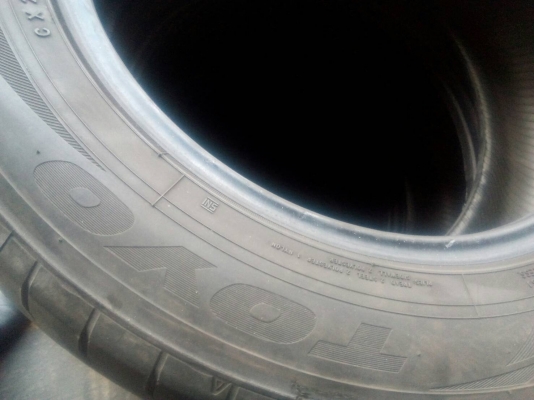 205/60R16  TOYO ปี14 ชุด 4  เส้น tel. 081-427-3941