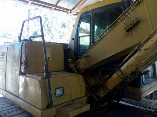 ขาย 695,000 KOMATSU pc 120-6 ไฟฟ้าครบ เครื่อง KOMATSU ดี ปั้มแรง เอวแน่น ช่วงล่างเต็ม อินวอยท์ รถอยู่ อุดรฯ 090-772-3710 090-772-3708