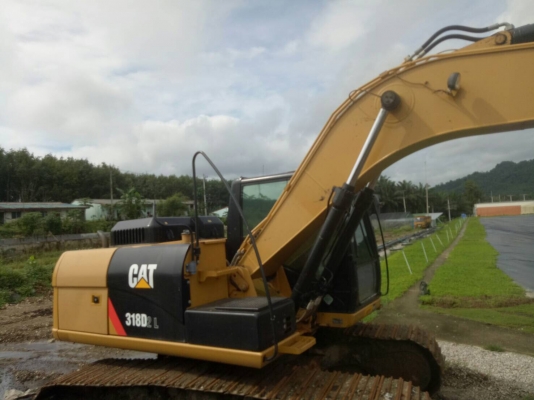 ขายแบคโฮ CAT 318D2L