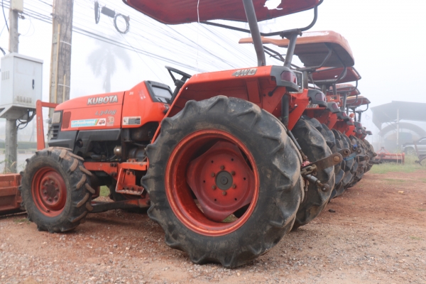 ขายรถไถ KUBOTA L3408 แถมดันหน้า และผานหลัง ทะเบียนพร้อมดอน  ราคา 195,000 อ.แกลง จ.ระยอง มีรถขนส่งบริการขนส่งทั่วไทย DC Tractor Rayong 0818618678,0899347475 https://www.facebook.com/DC-Tractor-Rayong-3071545327&hellip;/shop&hellip; id line=081-8618678 id l