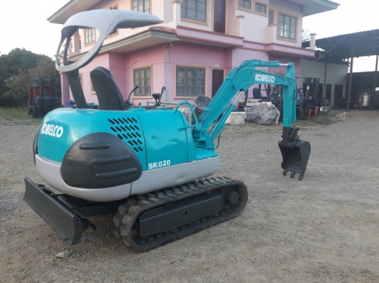 ขายรถแบคโฮ KOBELCO SK020 แทรคยาง คอนโทรลสั้น ปั๊มนิ้ว  รถนอกนำเข้า  ติดต่อ 098-7962549