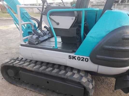ขายรถแบคโฮ KOBELCO SK020 แทรคยาง คอนโทรลสั้น ปั๊มนิ้ว  รถนอกนำเข้า  ติดต่อ 098-7962549