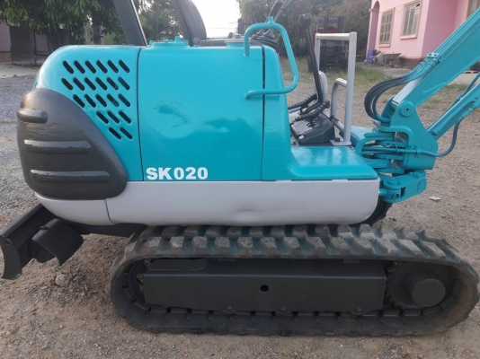 ขายรถแบคโฮ KOBELCO SK020 แทรคยาง คอนโทรลสั้น ปั๊มนิ้ว  รถนอกนำเข้า  ติดต่อ 098-7962549