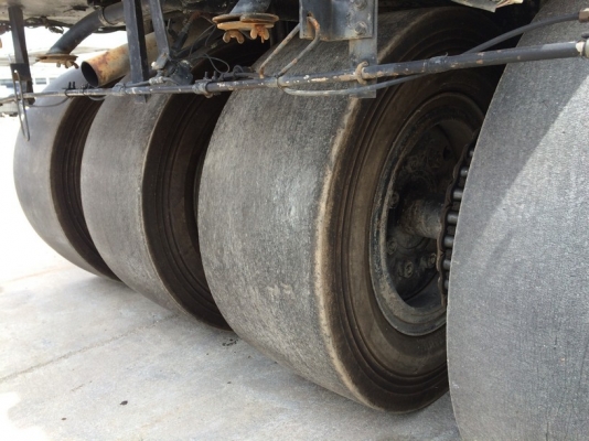 รถบด Kawasaki รุ่น K20WII ปี 1996 เครื่อง Isuzu 6BG1 จากญี่ปุ่น รถบด Kawasaki รุ่น K20WII ปี 1996 เครื่อง Isuzu 6BG1 จากญี่ปุ่น