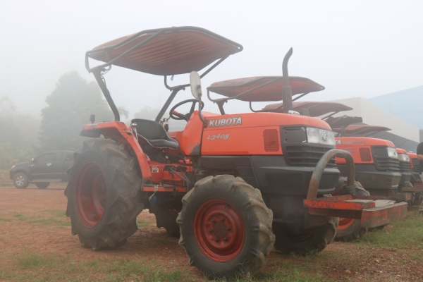 ขายรถไถ KUBOTA L3408  ทะเบียนพร้อมโอน  ราคา 135,000 อ.แกลง จ.ระยอง มีรถขนส่งบริการขนส่งทั่วไทย DC Tractor Rayong 0818618678,0899347475 https://www.facebook.com/DC-Tractor-Rayong-3071545327&hellip;/shop&hellip; id line=081-8618678 id line=089-9347475