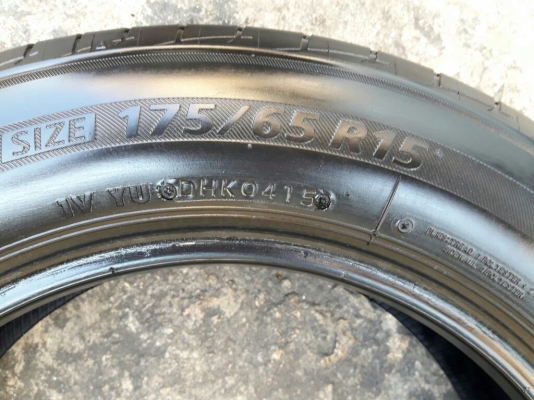 ยางBRIDGESTONE รุ่น Ecopia EP200 .175 65R15 ปี2015 สภาพสวยมากๆ ดอกเต็มๆ90\% สียังติดอยู่ทุกเส้นคุ้มสุดๆใช้อีกนาน ยางBRIDGESTONE รุ่น Ecopia EP200 .175 65R15 ปี2015 สภาพสวยมากๆ ดอกเต็มๆ90\% สียังติดอยู่ทุกเส้นคุ้มสุดๆใช้อีกนาน