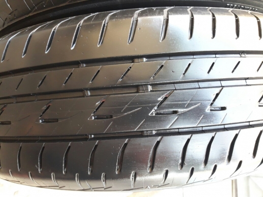 ยางBRIDGESTONE รุ่น Ecopia EP200 .175 65R15 ปี2015 สภาพสวยมากๆ ดอกเต็มๆ90\% สียังติดอยู่ทุกเส้นคุ้มสุดๆใช้อีกนาน