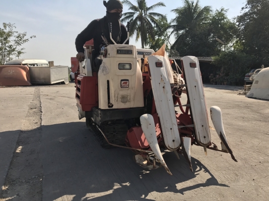 รถเกี่ยวข้าว Kunitz รุ่น NX1000 มือสองญี่ปุ่น