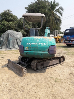 ขายKOMATSU PC30-7  เก่าญี่ปุ่นแท้..สภาพสวย..เครื่องปั๊มดี  ระบบคล่อง..โทร..089-3818694  ดวงนภา