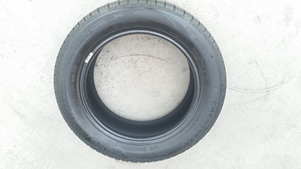 ขายยาง185/60/15 ปี 3715 GOODYEAR 4 เส้น