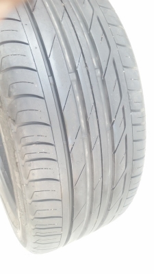 ขายยาง225/45/17 ปี 13 BRIDGESTONE T001 2 เส้น