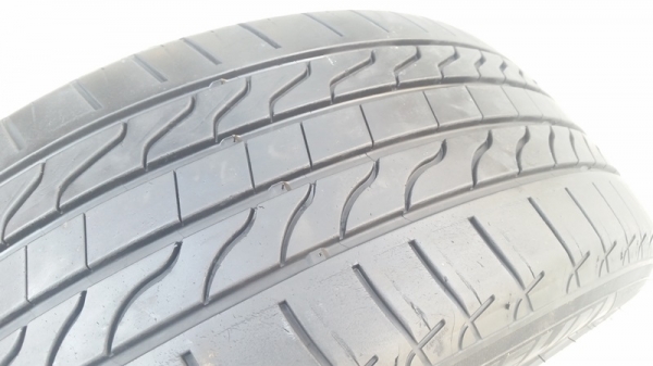 ขายยาง215/55/17 ปี 3315 MICHERLIN PRIMACY 2 เส้น