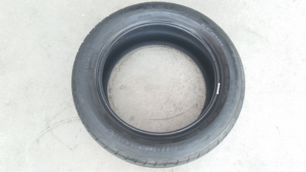 ขายยาง215/55/17 BRIDGESTONE EP200 2 เส้น