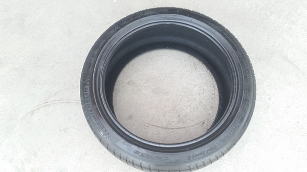 ขายยาง205/45/17 ปี 14  MICHERLIN SPORT3 2 เส้น