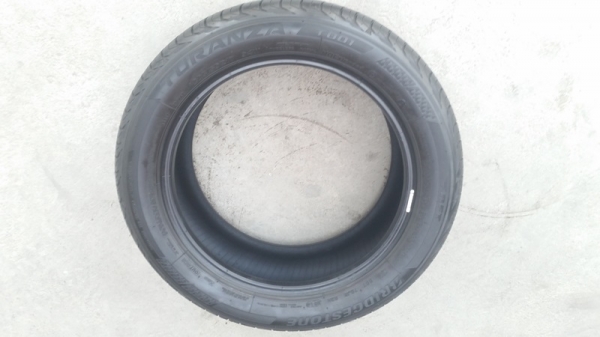ขายยาง225/50/17 ปี 2814 BRIDGESTONE T001 2 เส้น