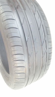ขายยาง225/50/17 ปี 2814 BRIDGESTONE T001 2 เส้น