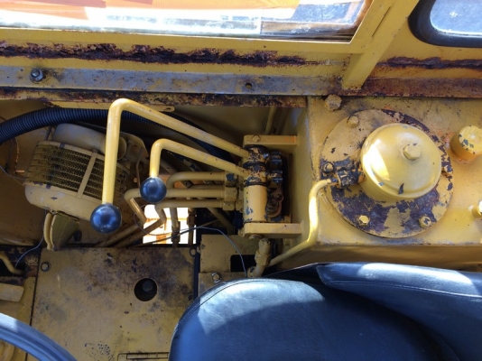 รถตัก Komatsu JH30B สภาพสวยมาก นำเข้าเองจากญี่ปุ่น ราคาไม่แพงครับ