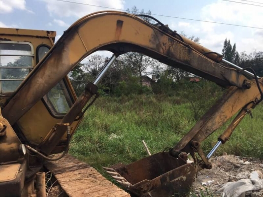 ขาย 185,000 KOMATSU PC60-2  เครื่องฟิตใหม่ ปั้มแรง โช่หนา เอวแน่น (แถมบุ้งกี๋ขุดท่อ) เอกสารชื้อขาย รถอยู่ จ.อุดรธานี โทร&amp;ไอดีไลน์  090-772-3710 090-772-3708