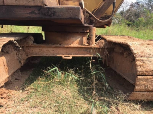ขาย 185,000 KOMATSU PC60-2  เครื่องฟิตใหม่ ปั้มแรง โช่หนา เอวแน่น (แถมบุ้งกี๋ขุดท่อ) เอกสารชื้อขาย รถอยู่ จ.อุดรธานี โทร&amp;ไอดีไลน์  090-772-3710 090-772-3708