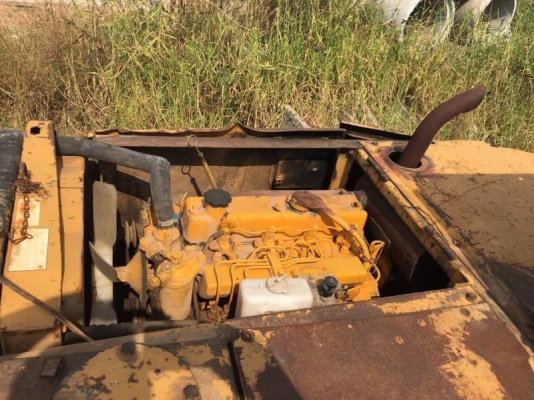ขาย 185,000 KOMATSU PC60-2  เครื่องฟิตใหม่ ปั้มแรง โช่หนา เอวแน่น (แถมบุ้งกี๋ขุดท่อ) เอกสารชื้อขาย รถอยู่ จ.อุดรธานี โทร&amp;ไอดีไลน์  090-772-3710 090-772-3708
