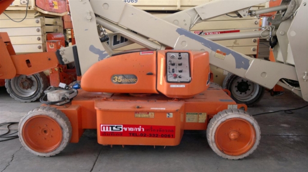 ขายรถกระเช้า JLG บูมศอก N35E สูง 10.70 เมตร  มือสอง