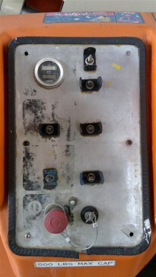 ขายรถกระเช้า JLG บูมศอก N35E สูง 10.70 เมตร  มือสอง