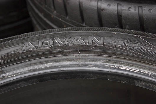 ขายยาง295-35-21