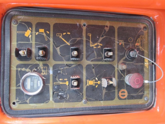 ขายรถกระเช้า JLG บูมศอก N40E สูง 12.19 เมตร มือสอง ขายรถกระเช้า JLG บูมศอก N40E สูง 12.19 เมตร มือสอง