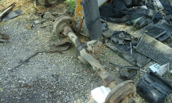 ขายช่วงล่างเอาไปต่ออีแต๋นครับ 10,000บาท 089-2095791