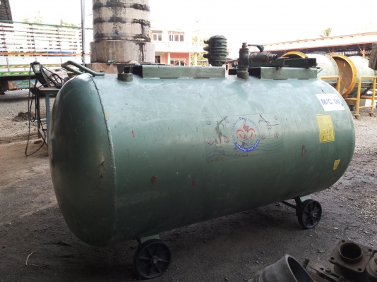 .....ถังลมเปล่าขนาดใหญ่ 1000 ลิตร สวยๆเลย.....