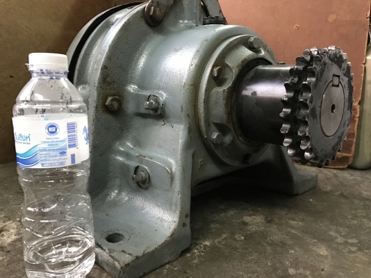 ขายหัวเกียร์ทดรอบ Sumitomo Cycro drive อัตราทด 1:11 Made in Japan สภาพสวยหมุนนิ่ม ใส่กับมอเตอร์ 15-20HP. พร้อมใช้งาน