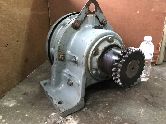 ขายหัวเกียร์ทดรอบ Sumitomo Cycro drive อัตราทด 1:11 Made in Japan สภาพสวยหมุนนิ่ม ใส่กับมอเตอร์ 15-20HP. พร้อมใช้งาน