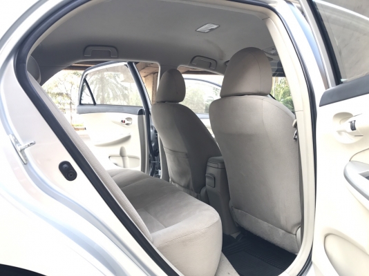 TOYOTA ALTIS 1.6E DUAL VVT-i ปี 2011 รถสวยจัด พร้อมใช้งาน ซื้อไปคุ้ม