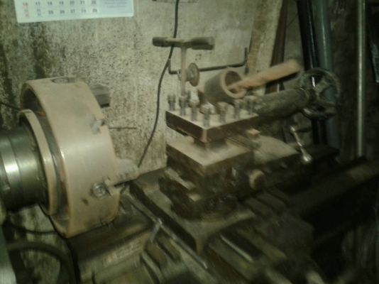 เครื่องกลึง