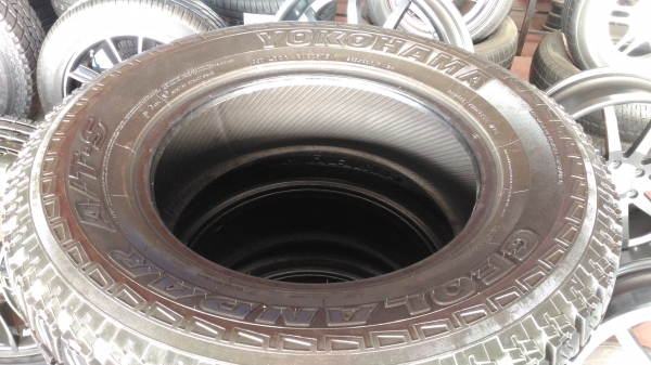 ขายยาง yokohama at 265/65/17 ปี 15 ชุดละ 6500