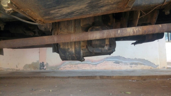 รถหกล้อหัวยาวดเครื่อง125