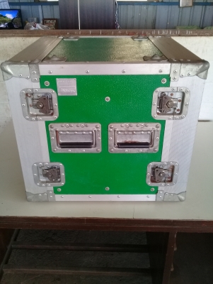 ลังบริการภาคสนาม