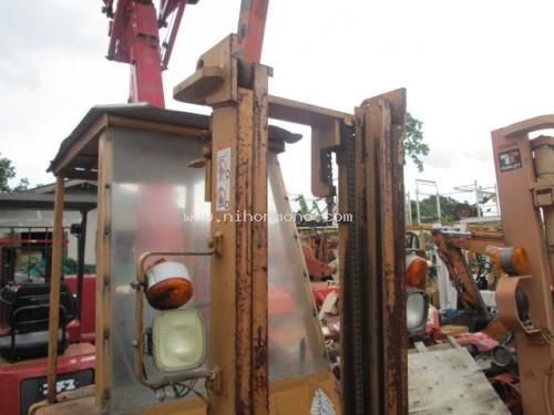 ราคาพิเศษ 62,000 บาท!! รถยก KOMATSU  FG09-2  รหัสสินค้า : 14001806 Tel.081-8283376, 087-677370