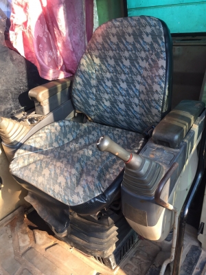 ขาย Cat320c ไฟฟ้าครบ เอกสารเล่มทะเบียน โทร 0899027595