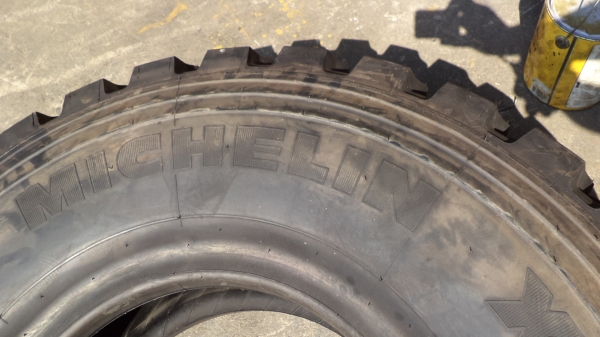 365/85R20 ยางใหม่ มีมาใหม่ ให้สะใภ้ใช้คลองคอ 365/85R20 ยางใหม่ มีมาใหม่ ให้สะใภ้ใช้คลองคอ