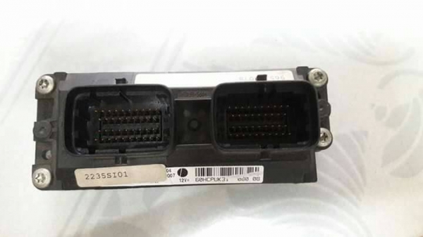 ขาย!!!  กล่องแต่ง Ducati Monster 695