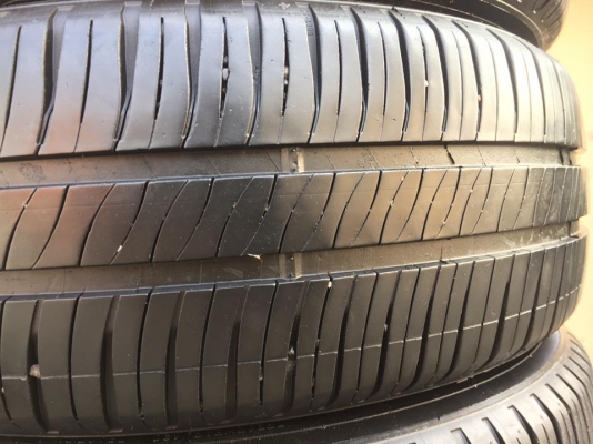 ขายยาง MICHELIN ENERGY XM2 185-60-15 ปี16 ดอกหนาจัด สภาพสวยมาก ไม่มีปะ ชุดละ 4,000 บาท