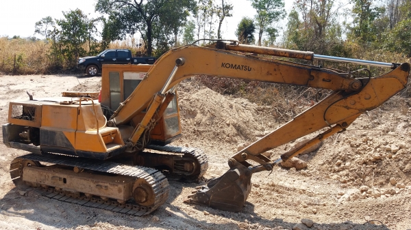 ขาย 345,000 KOMATSU pc 120-3 คอลโทลสั้น เครื่องดี ปั้มแรง เอวดี ช่วงล่างดี(รถอยู่ อุดร) 090-772-3710 090-772-3708