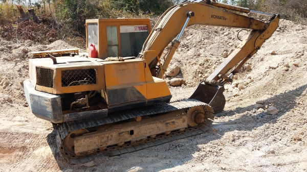 ขาย 345,000 KOMATSU pc 120-3 คอลโทลสั้น เครื่องดี ปั้มแรง เอวดี ช่วงล่างดี(รถอยู่ อุดร) 090-772-3710 090-772-3708