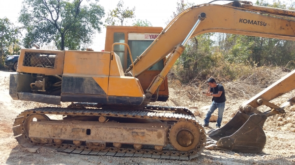 ขาย 345,000 KOMATSU pc 120-3 คอลโทลสั้น เครื่องดี ปั้มแรง เอวดี ช่วงล่างดี(รถอยู่ อุดร) 090-772-3710 090-772-3708