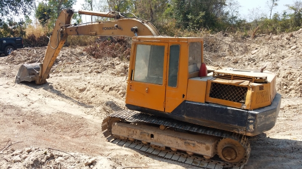 ขาย 345,000 KOMATSU pc 120-3 คอลโทลสั้น เครื่องดี ปั้มแรง เอวดี ช่วงล่างดี(รถอยู่ อุดร) 090-772-3710 090-772-3708
